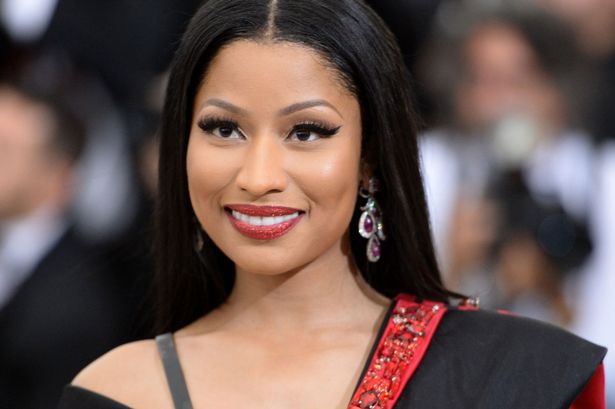 Nicki Minaj arremetió contra hater que ofendió a sus fans
