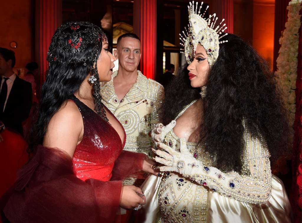 Cardi B revela que fue lo que habló con Nicki Minaj en la MET Gala