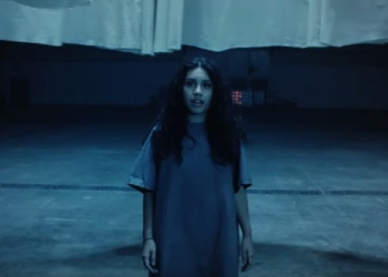 Alessia Cara lanzó el vídeo musical de “Growing Pains”