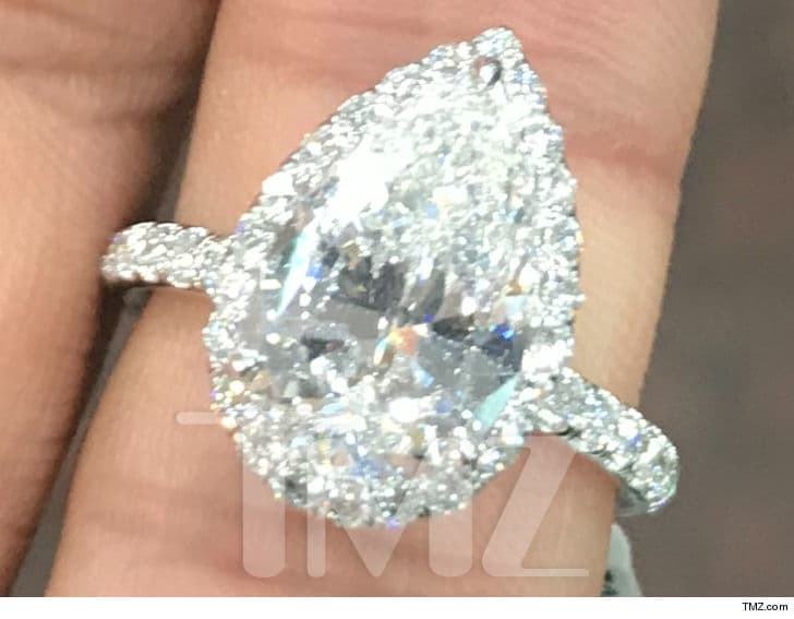 Conoce el precio del anillo de compromiso de Ariana Grande