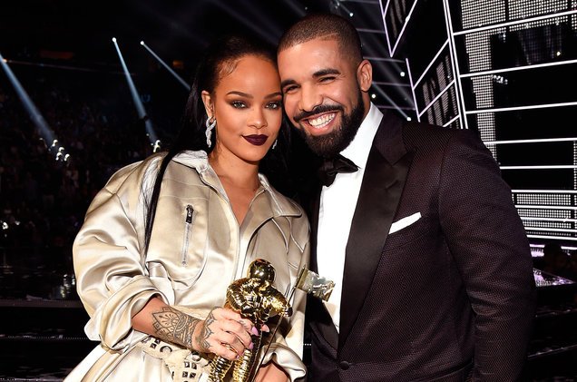 Dos de las nuevas canciones de Drake son sobre Rihanna