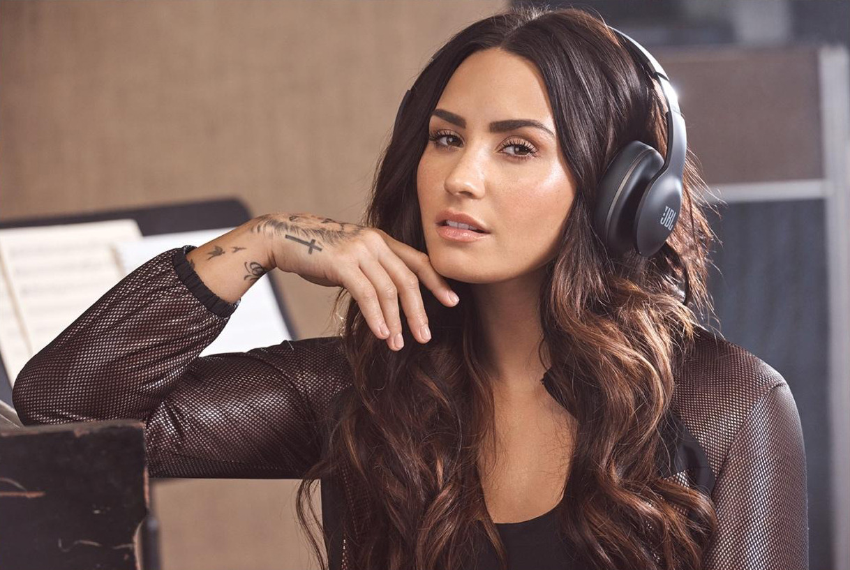 Demi Lovato registró nueva canción con productores de grandes éxitos