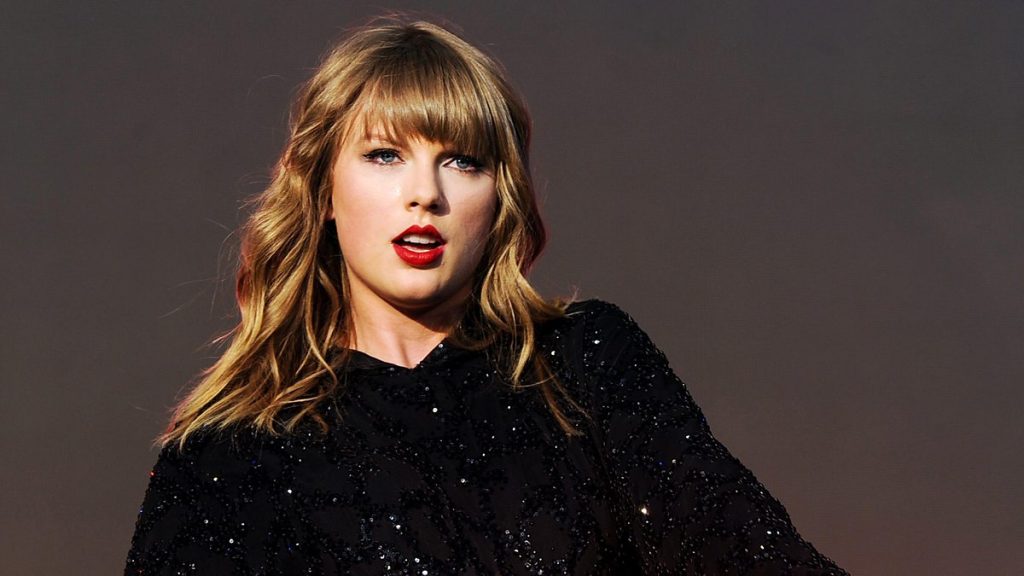 Taylor Swift recibe demanda de empresario por su aplicación