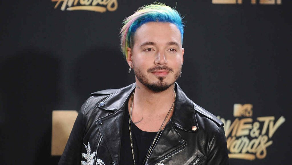 J Balvin le envió un mensaje a los reggaetoneros que idealizan una vida de narcos