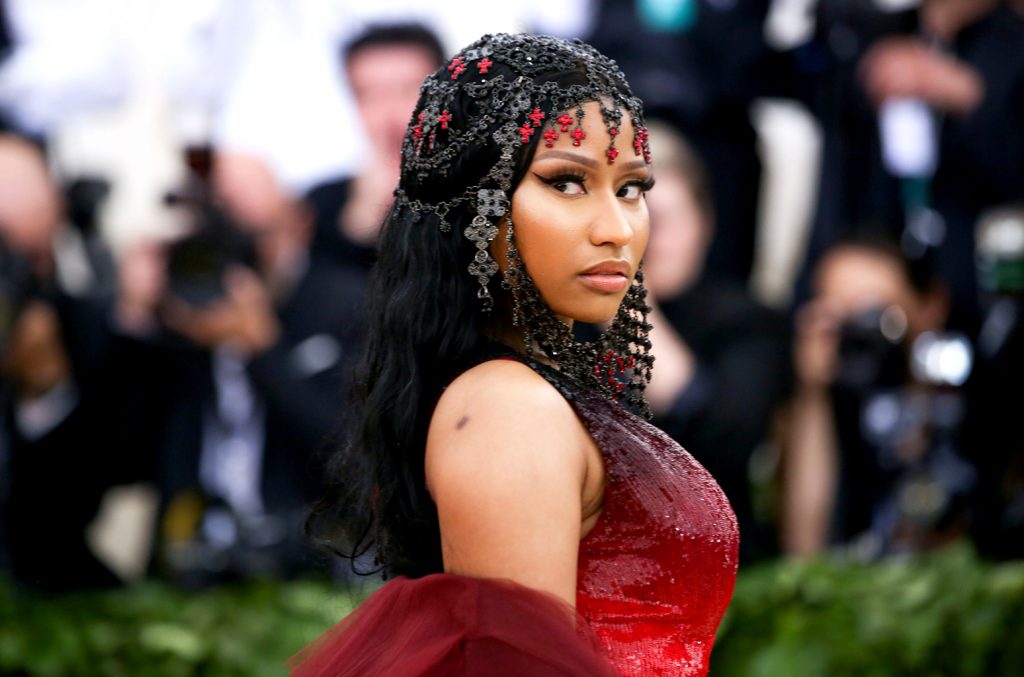 "Queen" de Nicki Minaj debutó en el top 5 del Official Charts Album