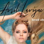 Avril Lavigne recibe las peores criticas de su carrera con su ultimo álbum