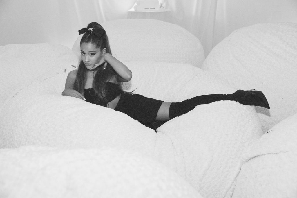Ariana Grande ya tiene el título de su próximo álbum