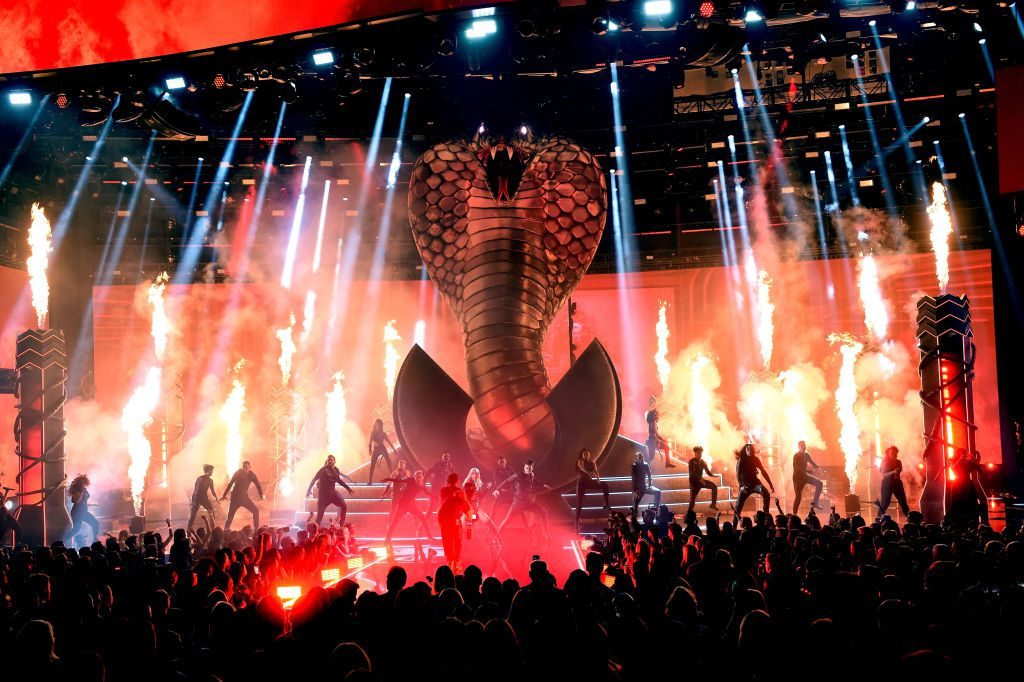 Billboard elige las mejores y peores presentaciones de los AMAs 2018