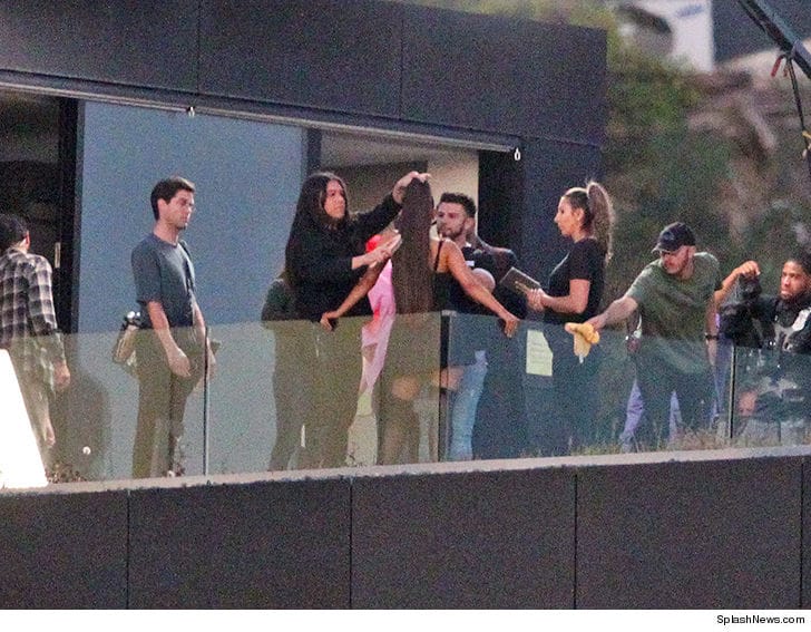 Ariana Grande olvida el drama con Pete y prepara un nuevo vídeo Ariana Grande olvida el drama con Pete y prepara un nuevo vídeo