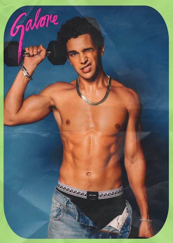 Austin Mahone se saca la ropa para un nuevo photoshoot