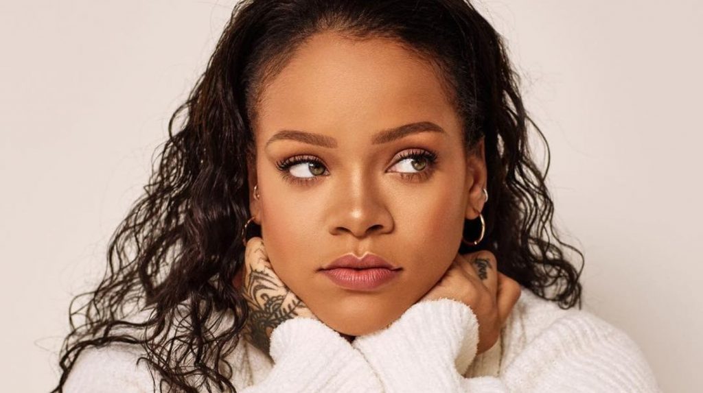 Luego de tanta espera el nuevo álbum de Rihanna está listo