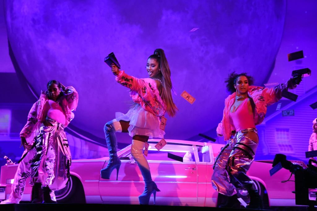 Ariana Grande canta una canción inedita con Victoria Monet en su tour