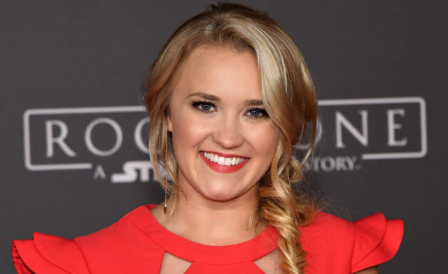 Actriz que interpretó a Lily en Hanna Montana arremete contra Tekashi 6ix9ine