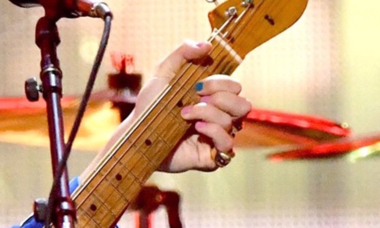 Las uñas de Harry Styles se llevaron todas las miradas en el Rock&Roll Hall Of Fame