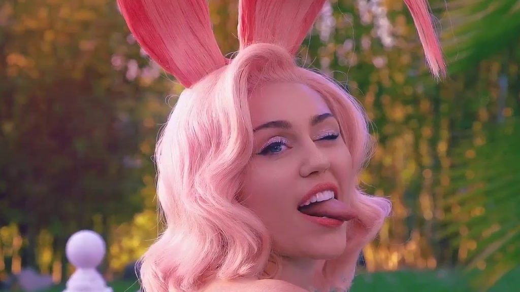 ¡Descubre cómo celebra Miley Cyrus las Pascuas!