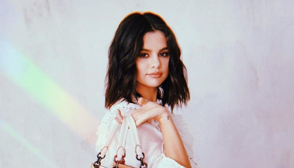 Selena Gomez revela el titulo de una de sus nuevas canciones