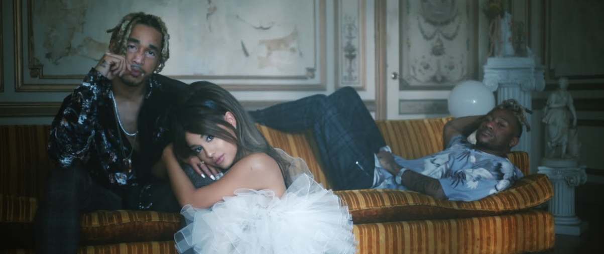 Escucha la nueva canción "Boyfriend" de Ariana Grande (con vídeo incluido)