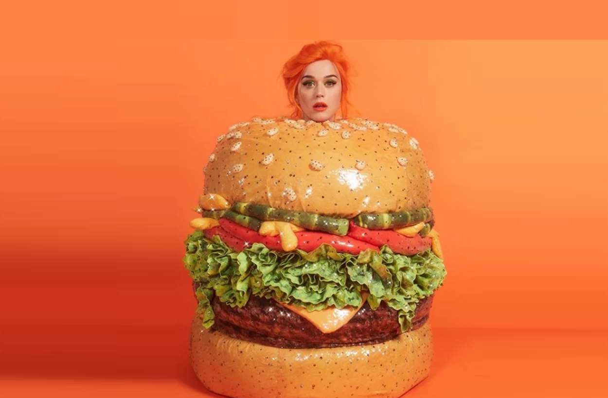 Small Talk por Katy Perry si debutaría en el Hot 100