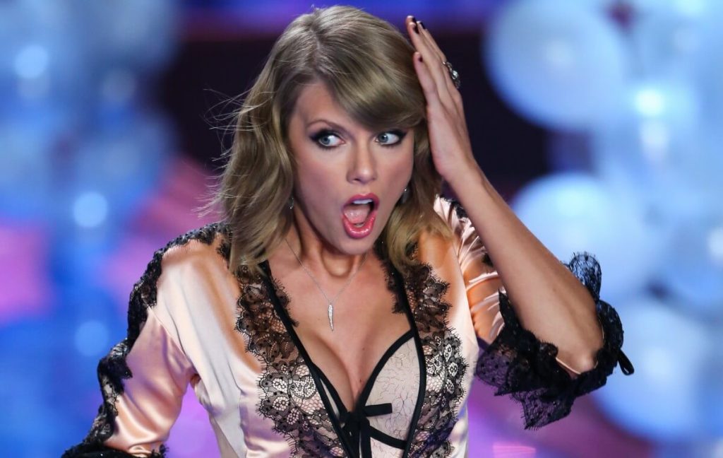 Fan de Taylor Swift es detenido por hostigar a la cantante en su mansión