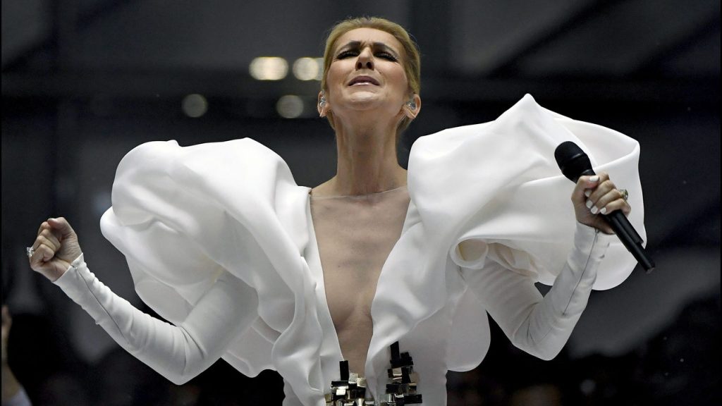 Céline Dion reza porqué Drake no se haga un tatuaje de su rostro