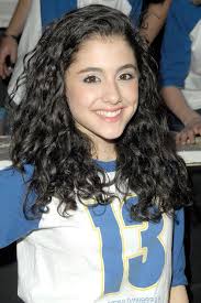 El increíble cambio físico de Ariana Grande al paso de los años