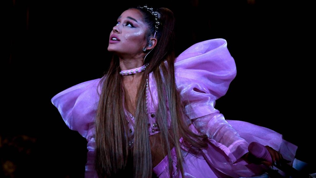 A Ariana Grande el 'descanso' no le duró nada, pronto estrenará álbum