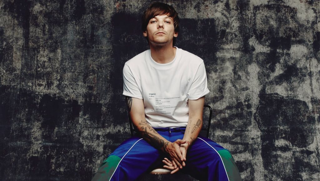 Louis Tomlinson rinde tributo a One Direction con su nuevo video musical 'Walls'