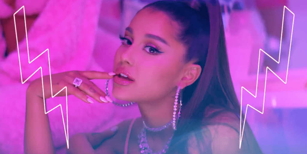 Se cumple 1 año desde el estreno de '7 rings', tema que consagró a Ariana Grande