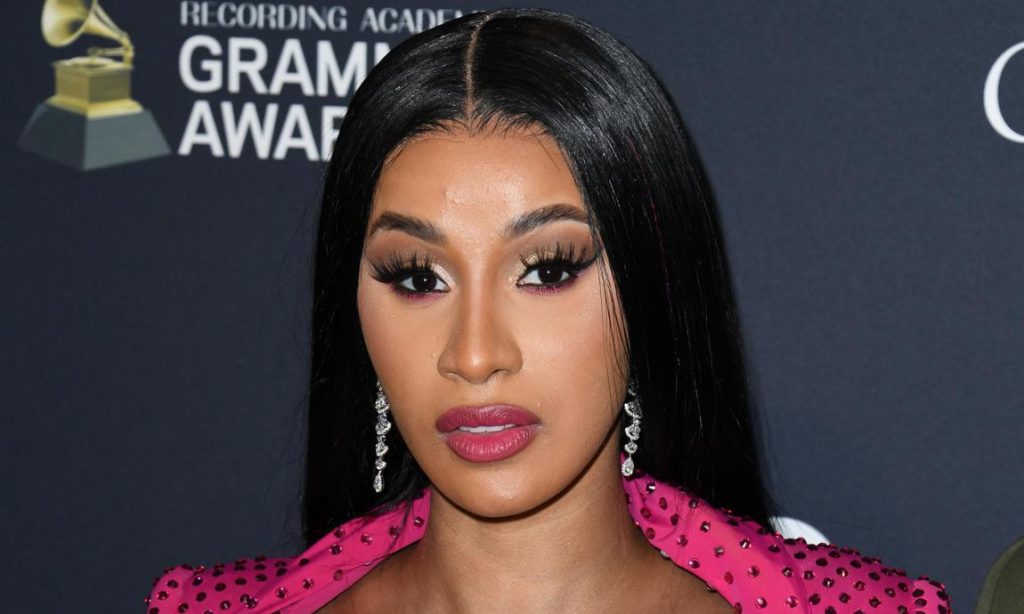 Cardi B anuncia que se retirará de los escenarios 'no me verán en años'