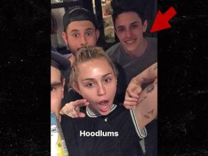 Ariana Grande aparentemente está en una nueva relación amorosa