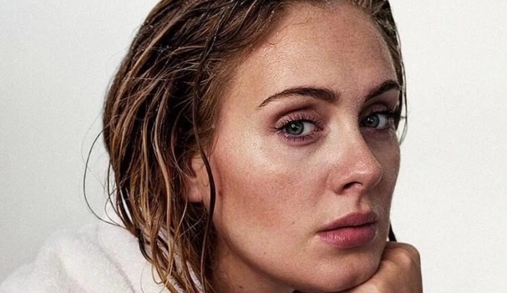 Adele perderá la mitad de su fortuna en divorcio con su ex Simon Konecki