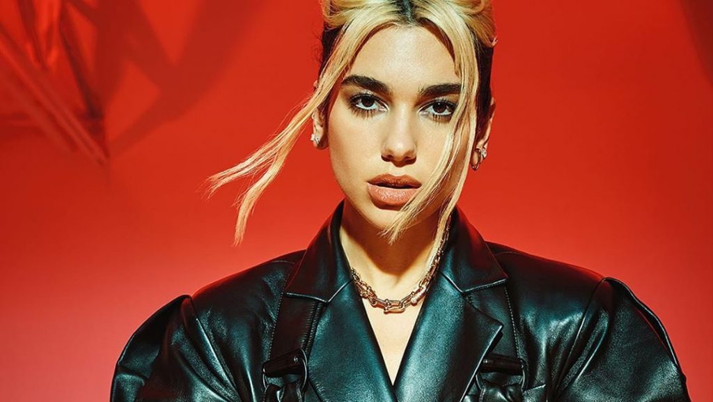 Dua Lipa fracasa con las ventas de su nuevo álbum y lucha por mantenerse en los charts