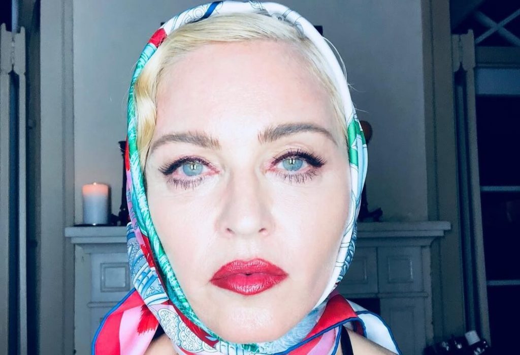 Madonna dice que es inmune al coronavirus y se prepara para salir a respirar aire fresco