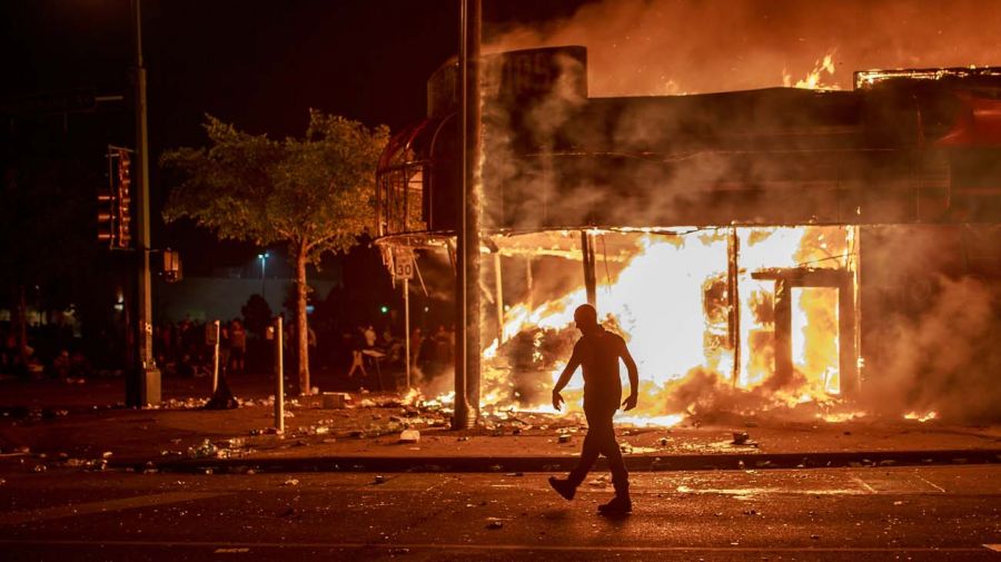 Billie Eilish arremete contra Donald Trump por sus respuestas a las protestas