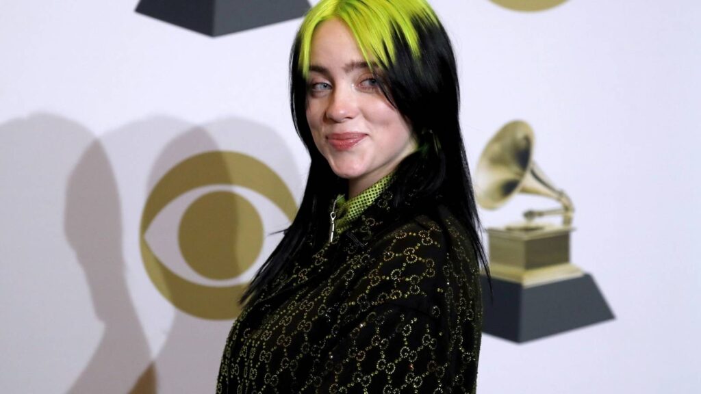 Billie Eilish habla sobre los medios usándola como clickbait y el odio de la gente