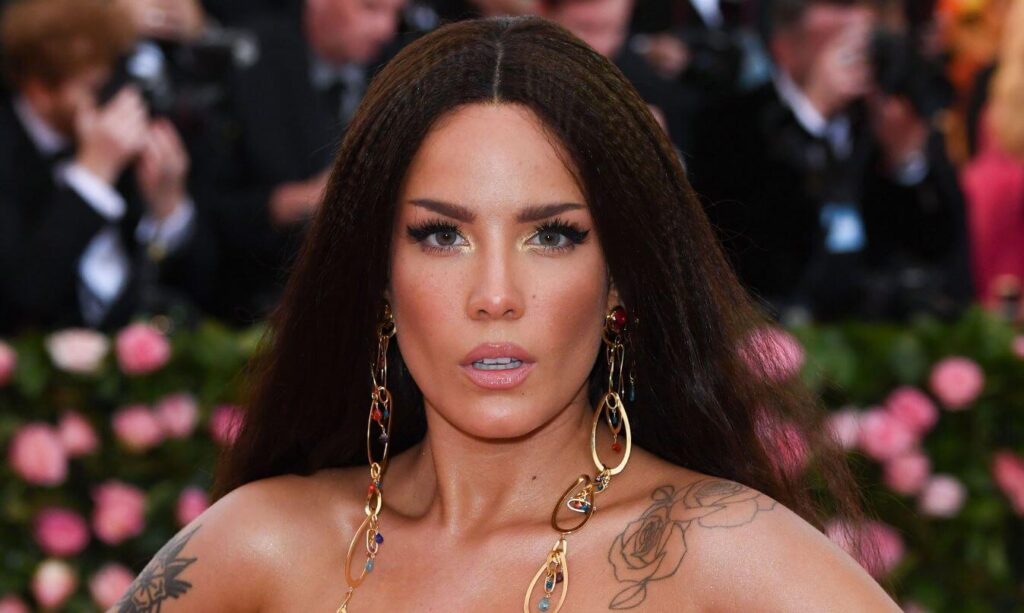 Halsey: los problemas del mundo son por culpa del imperialismo estadounidense