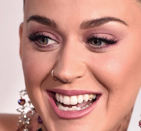 Katy Perry does not have a perfect set of teeth as everyone believed ...
