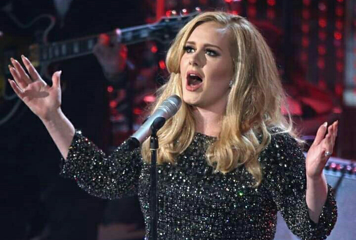 El poder de Adele Adkins dentro de la industria musical