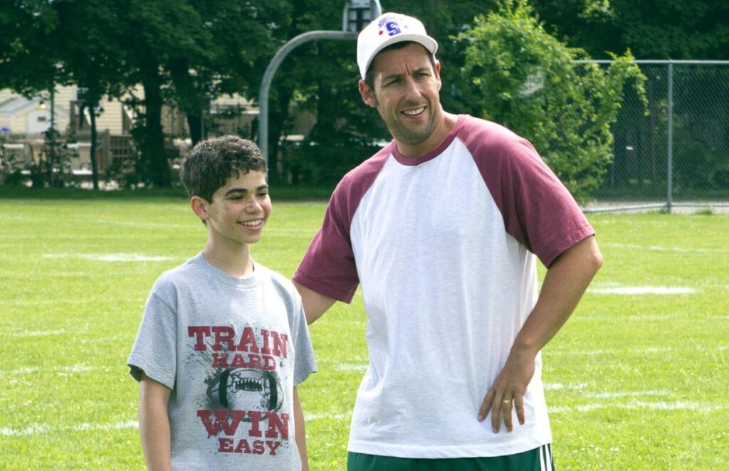 Adam Sandler le rinde homenaje a Cameron Boyce en su nueva película 'Hubie Halloween'