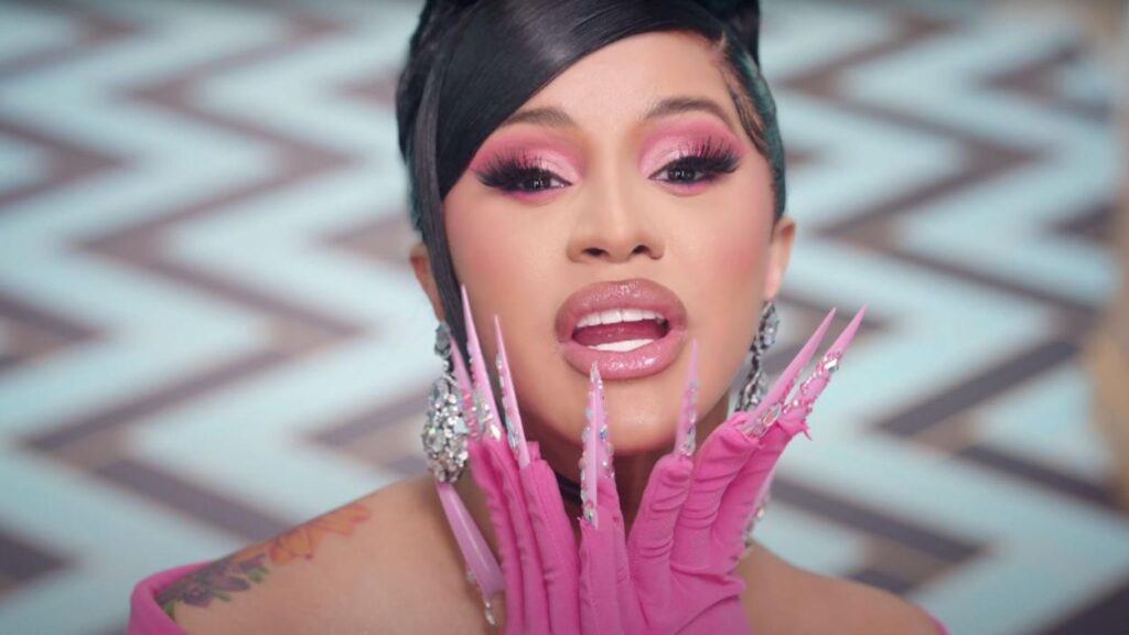 Cardi B habla sobre la filtración accidental de sus nudes: 'Sé que las tengo como un Salami'