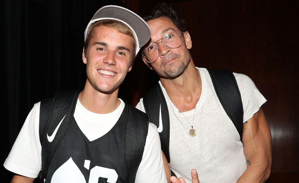 Pastor y mentor de Justin Bieber es removido de su cargo luego de engañar a su esposa