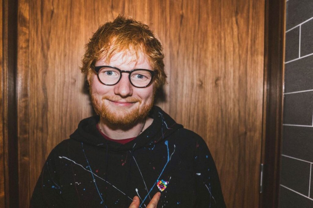 Ed Sheeran anuncia que regresa a la música este 21 de diciembre con una nueva canción