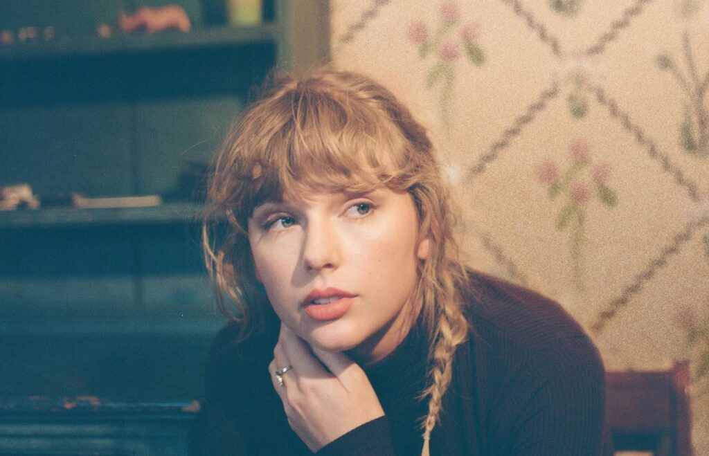 Taylor Swift es removida del mural de las leyendas Country en Estados Unidos