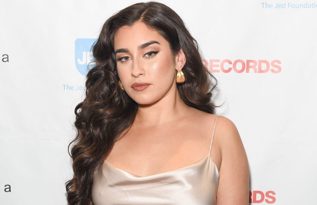 Lauren Jauregui se defiende de comentarios machistas y llama a los hombres 'patéticos'