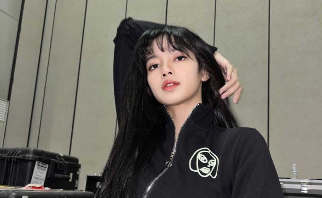 Lisa de BLACKPINK es víctima de xenofobia masiva y comentarios racistas en redes sociales