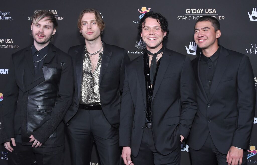 5 Seconds of Summer le dice adiós a Simon Cowell en un nuevo rumbo para su carrera