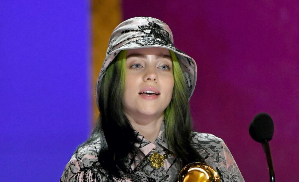 Billie Eilish sorprende con increíble cambio de look y rompe récord de Instagram