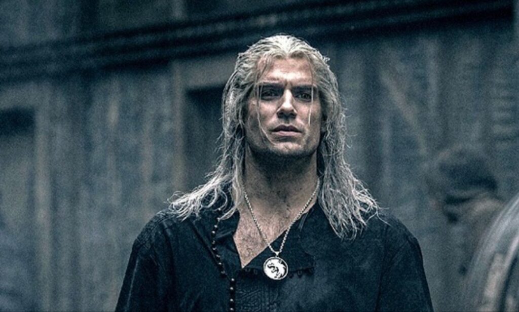 Henry Cavill firma a Netflix tras posible despido de Superman, un proyecto LGBT y 'The Witcher' será uno de varios proyectos