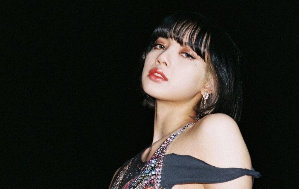 Lisa de BLACKPINK tendrá su solo debut en junio reporta The Korea Herald