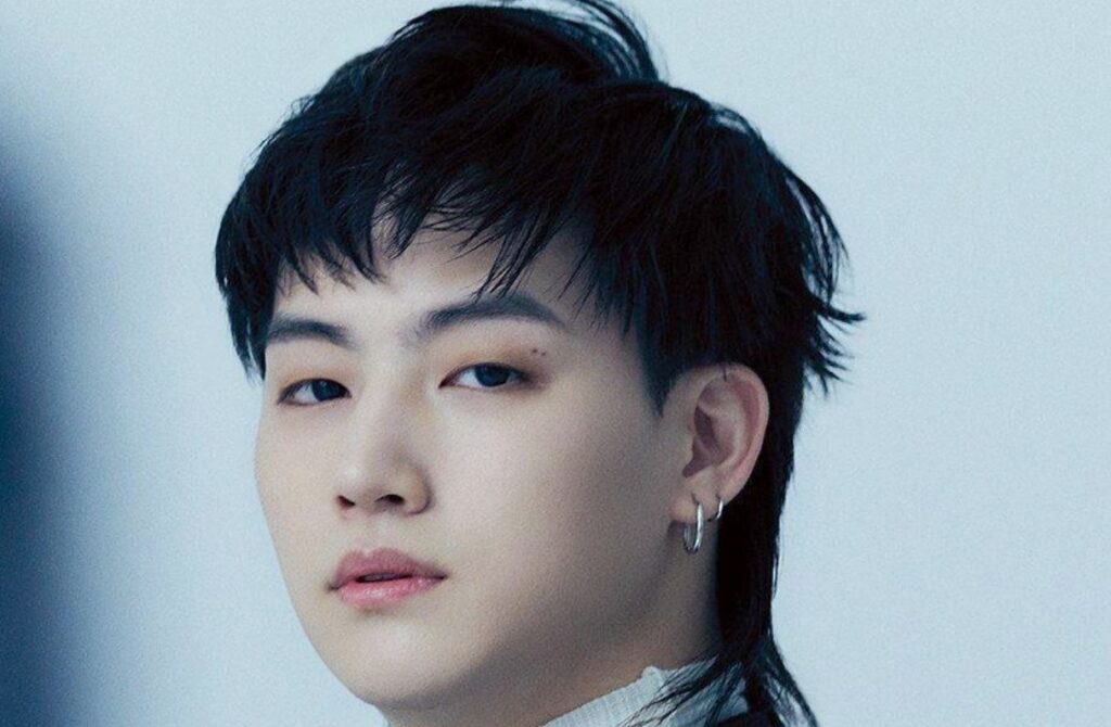 Jay B de GOT7 bajo fuego por tener fotos +18 de chicas pegadas en su pared